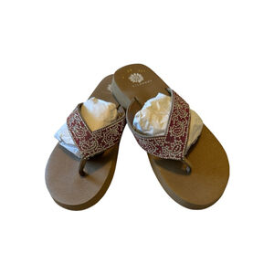 Women's Sandals Red Beaded Bling Thong Sandals Flip Flops Yellow Box Sz 8